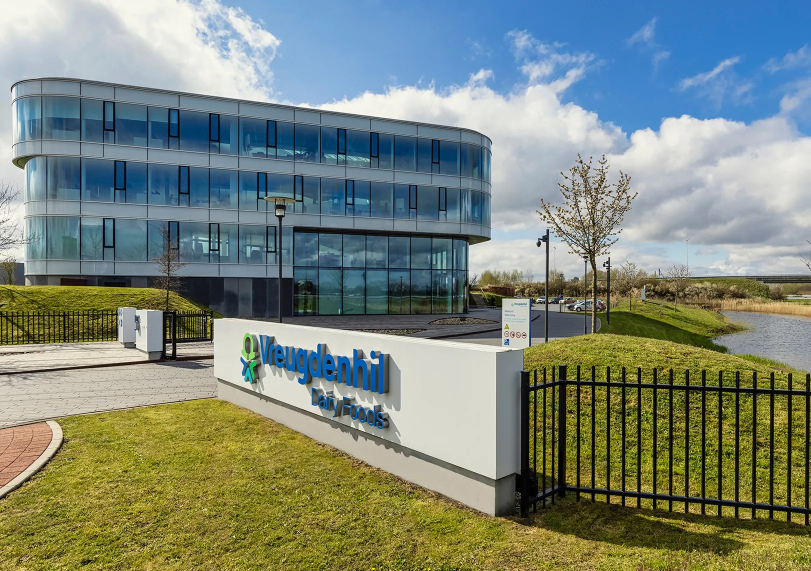 VDF Office Nijkerk front edited55410.jpg